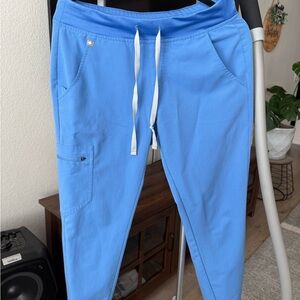 Figs Women Ceil Blue Joggers - Petite
Small